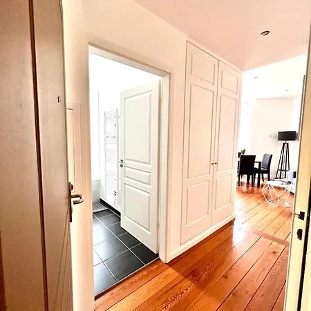 Appartement Hyper Centre - Cathédrale - Parking Gratuit *
